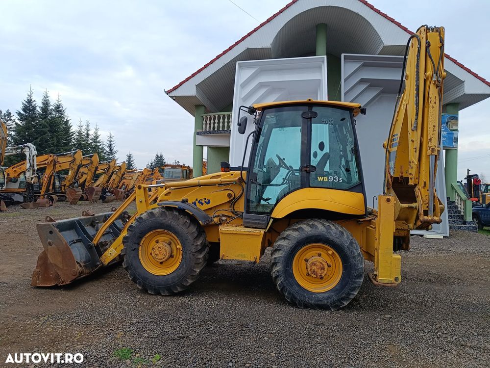 Komatsu WB93S-5E0 - 2