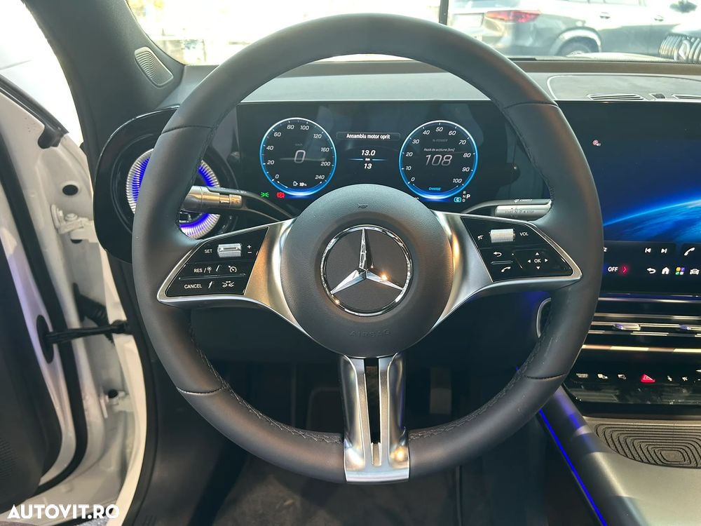 Mercedes-Benz GLB 350 EQ 4Matic - 12