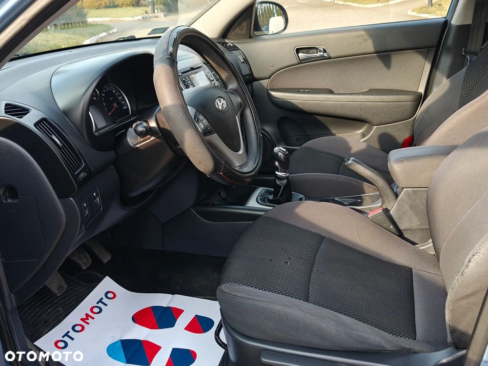 Hyundai i30 1.6 CRDi Style - 9