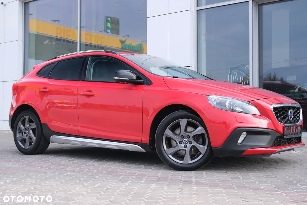 Volvo V40 Cross Country T4 AWD Drive-E Momentum - 3