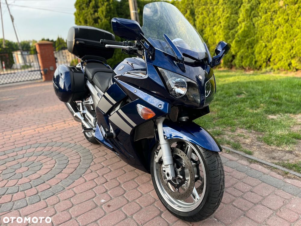 Yamaha FJR - 3