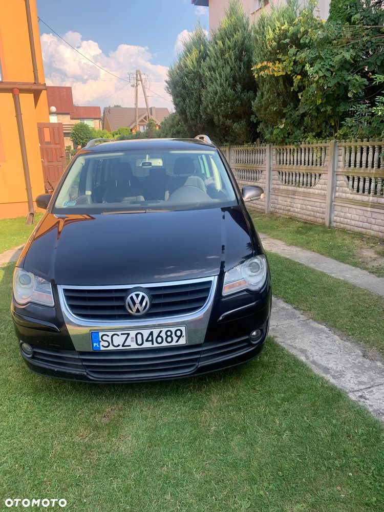 Volkswagen Touran 2.0 TDI Highline - 1