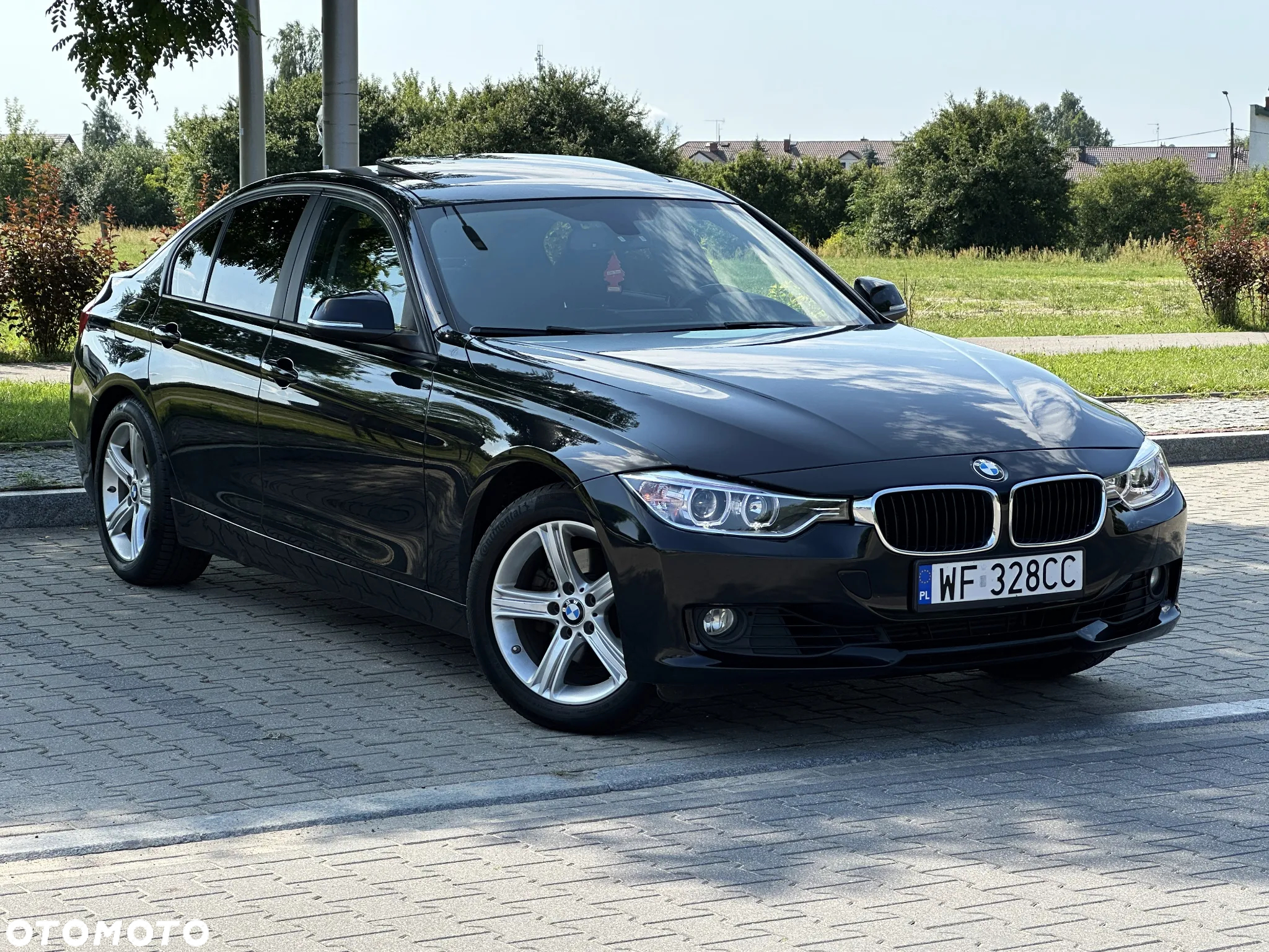 BMW Seria 3 328i xDrive Luxury Line - 4