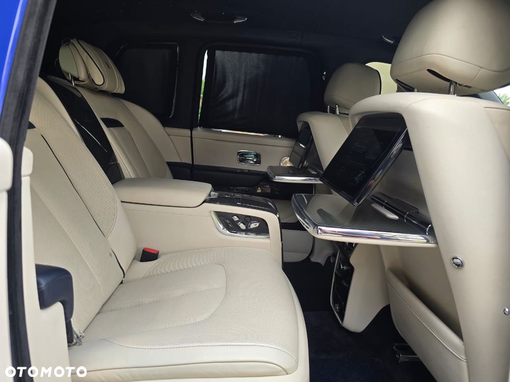 Rolls-Royce Cullinan - 16