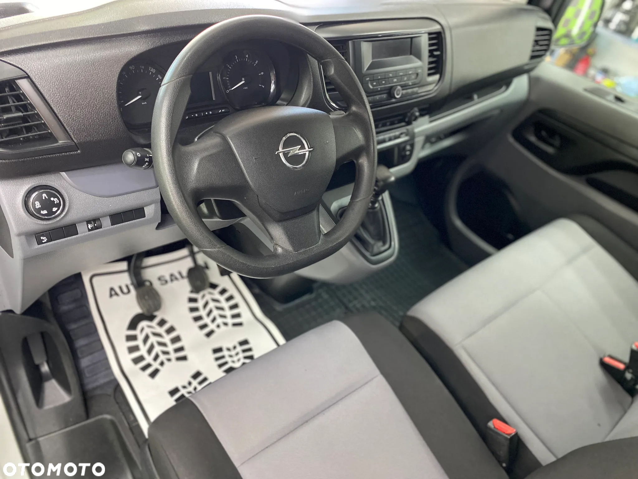 Opel Vivaro 1.5 D M Selection - 31