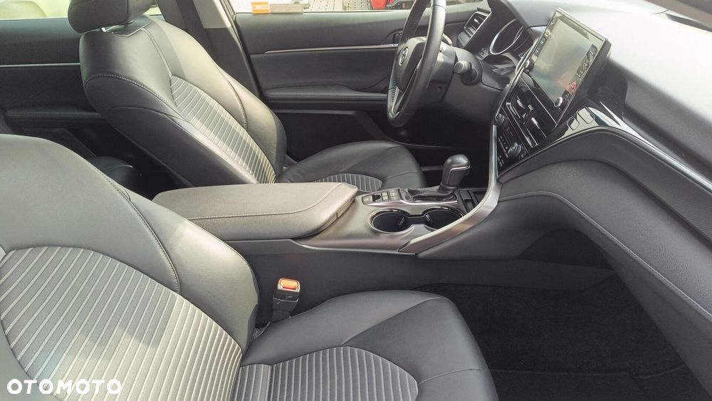 Toyota Camry 2.5 Hybrid Prestige CVT - 10