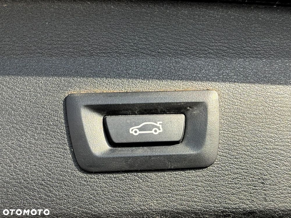 BMW X1 sDrive18d Advantage sport - 14