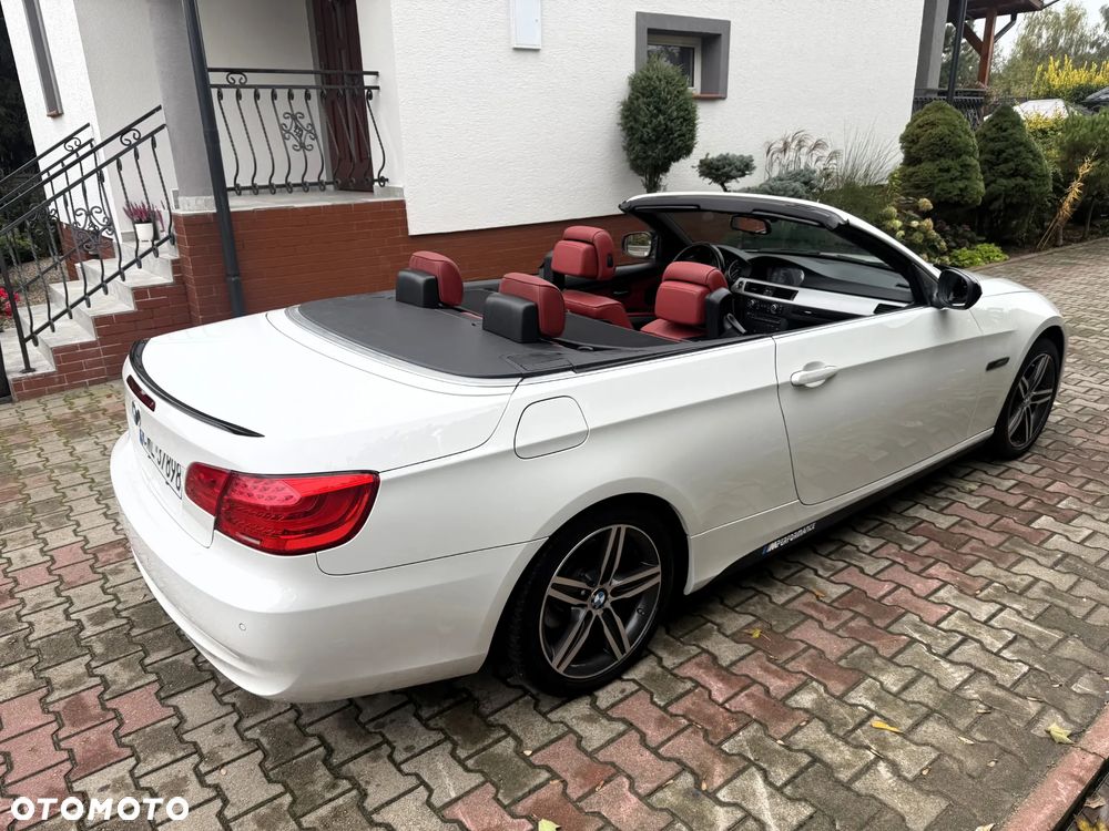 BMW Seria 3 320i Cabrio - 9