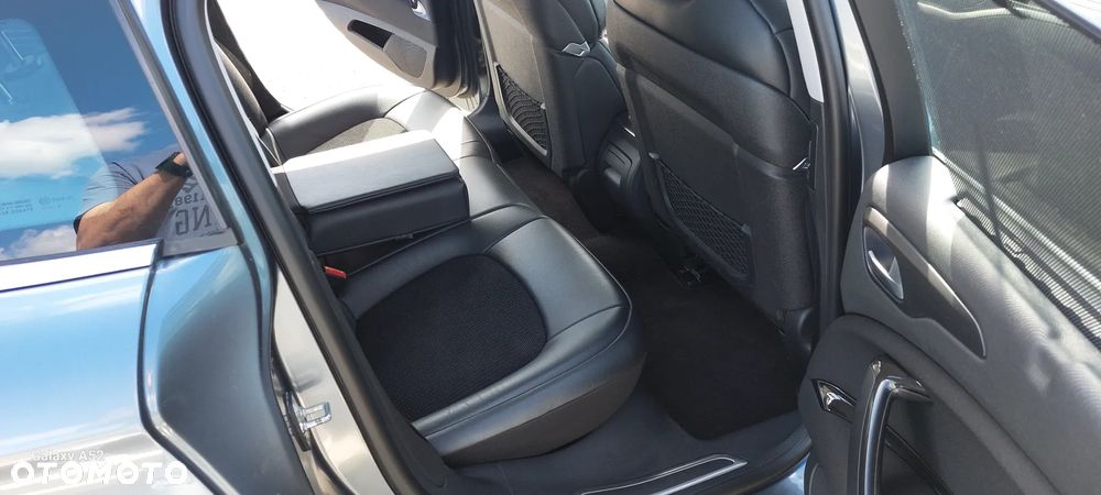 Citroën C5 2.7 HDi V6 Exclusive - 12