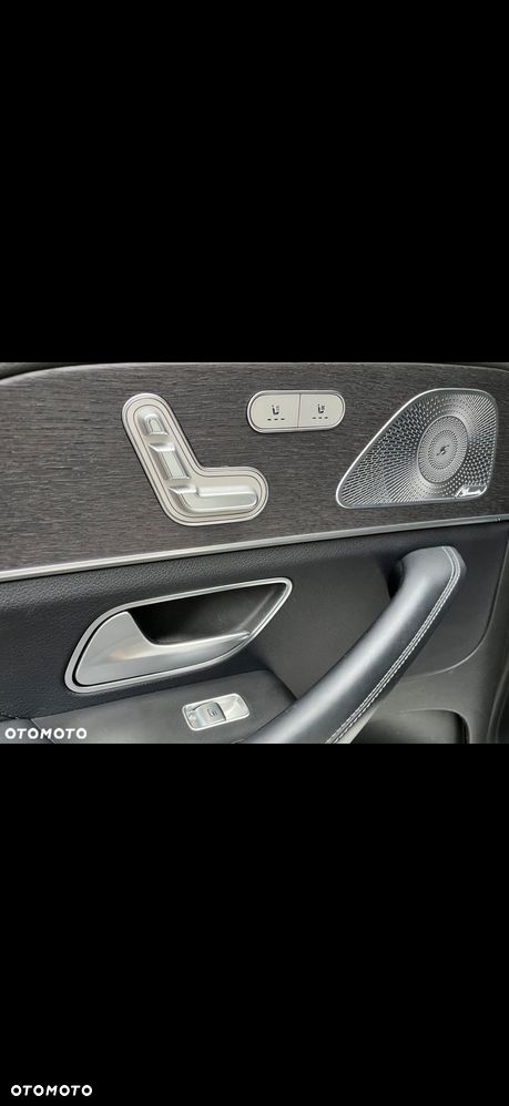 Mercedes-Benz GLS - 21