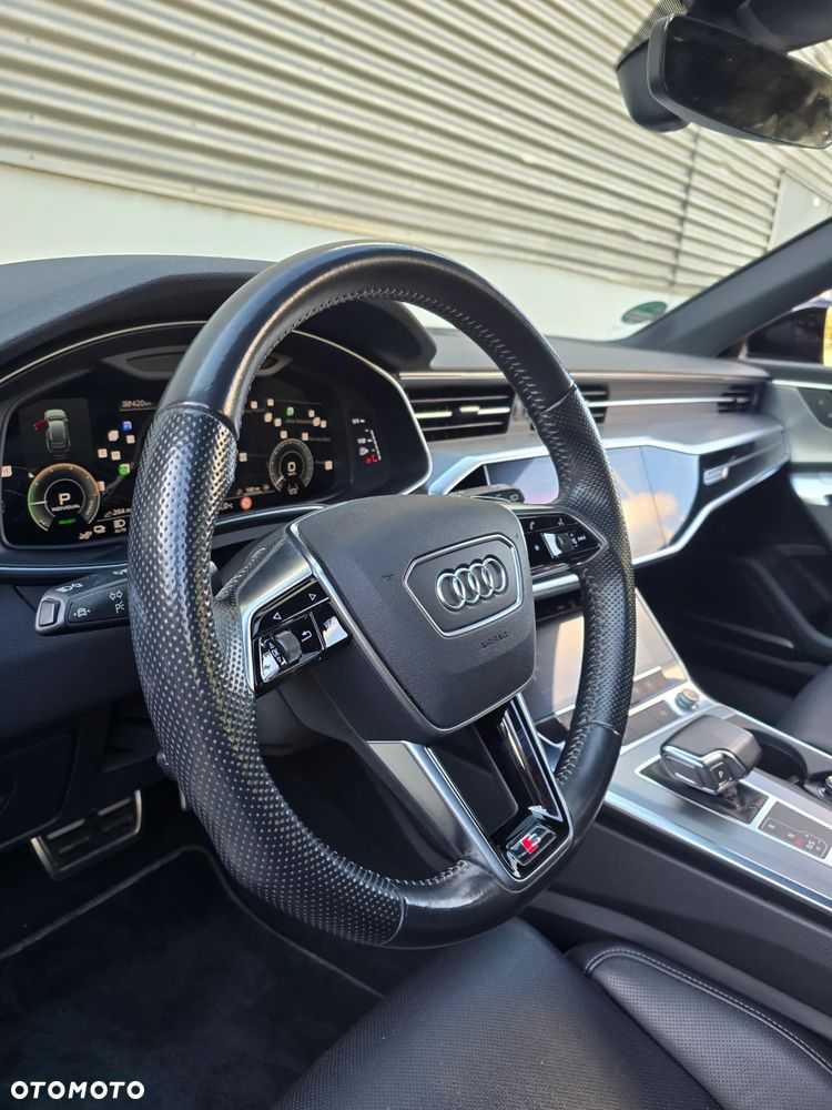 Audi A6 Avant 55 TFSI e quattro S tronic S line - 16
