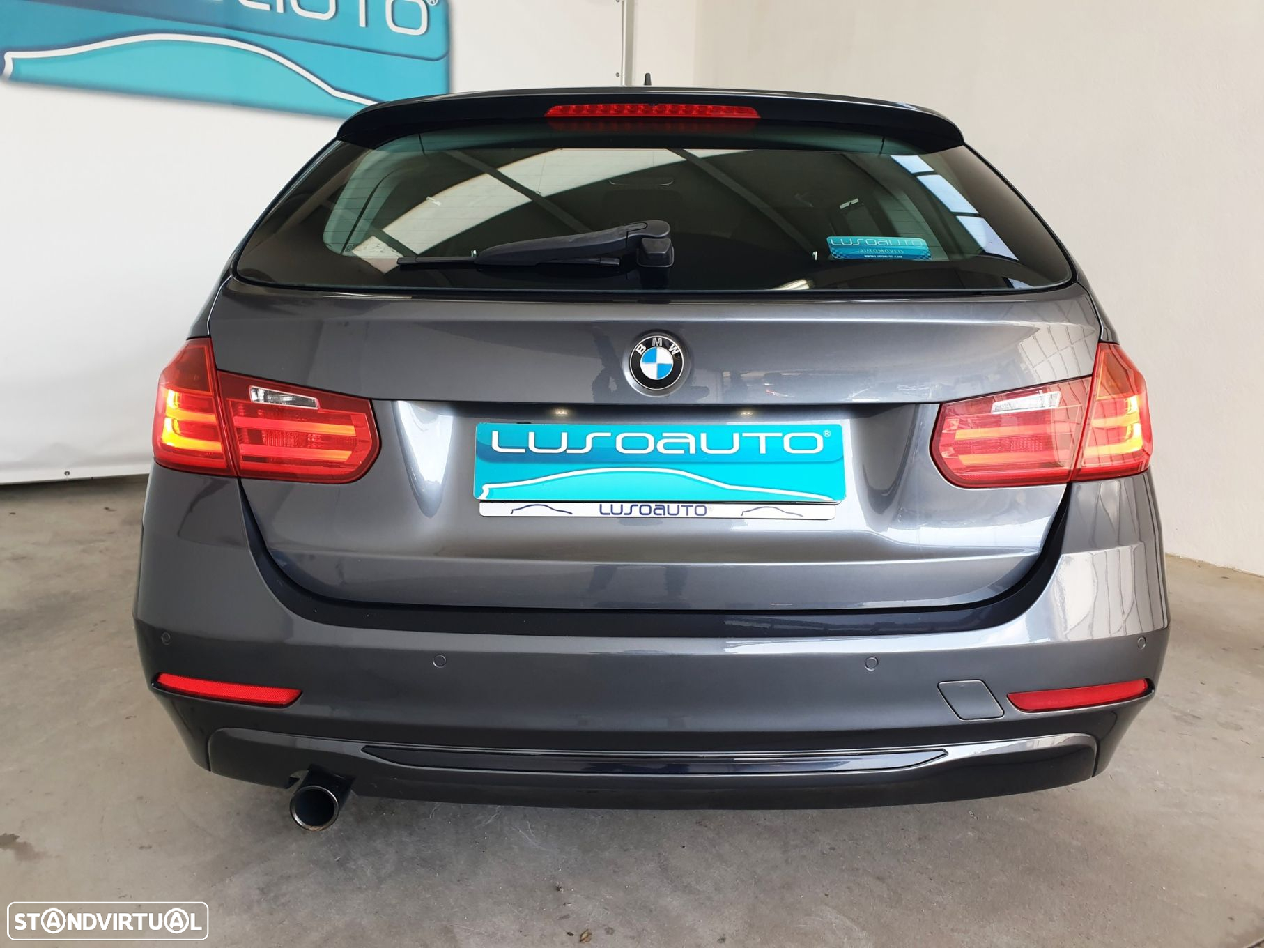 BMW 318 d Touring Auto Line Sport - 10