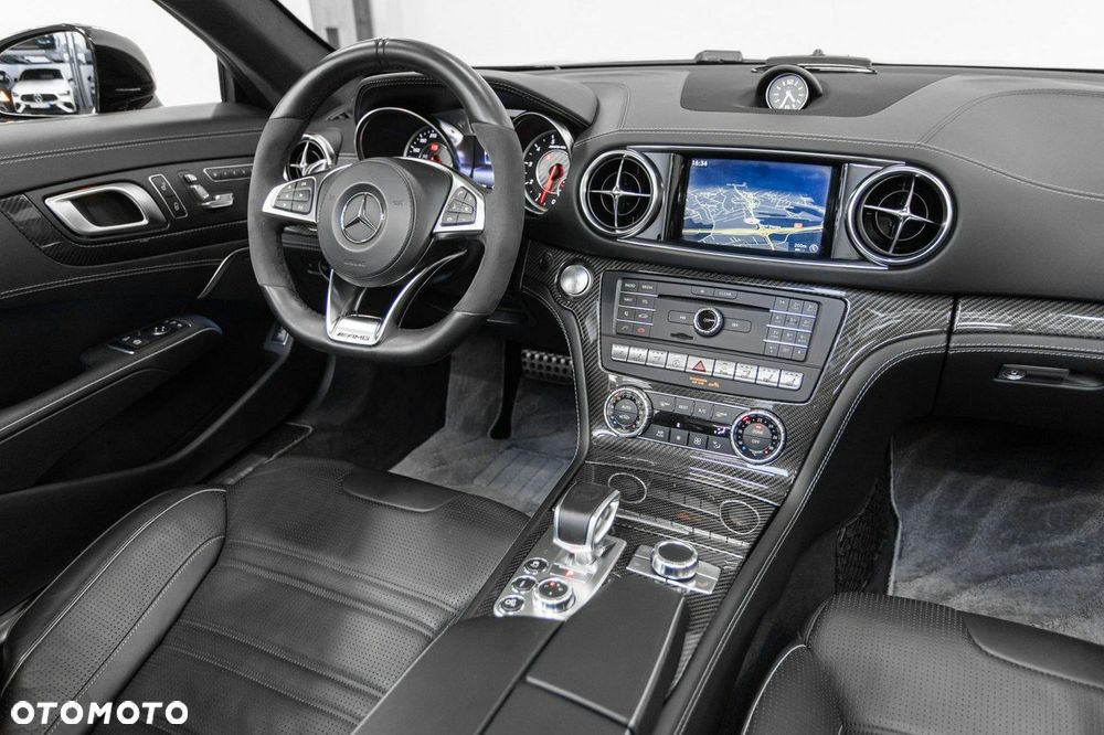 Mercedes-Benz SL 63 AMG - 27