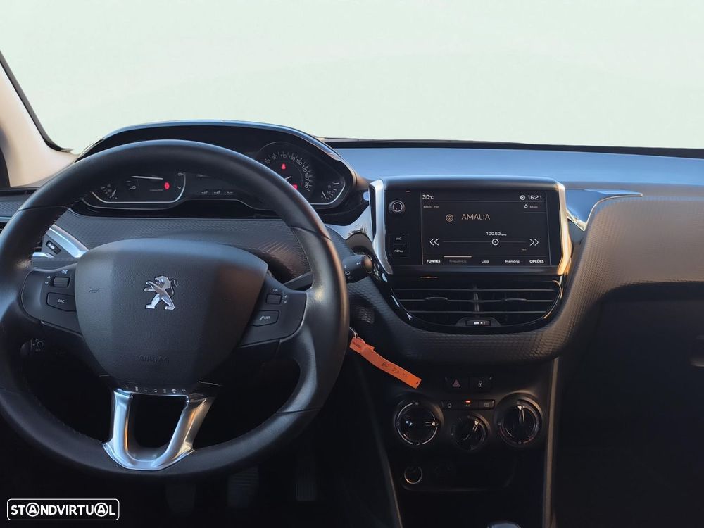 Peugeot 2008 1.2 PureTech Style - 11