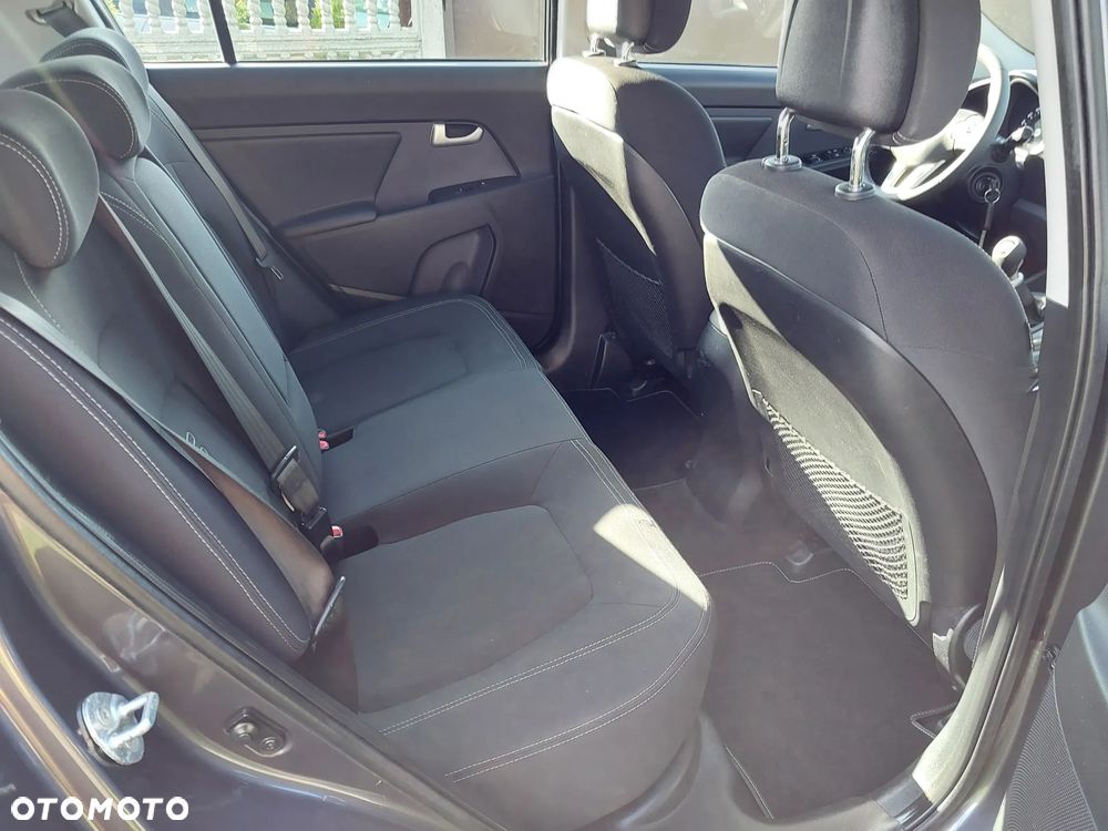 Kia Sportage 1.7 CRDI 2WD Vision - 6