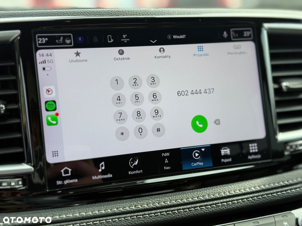 Chrysler Pacifica - 23