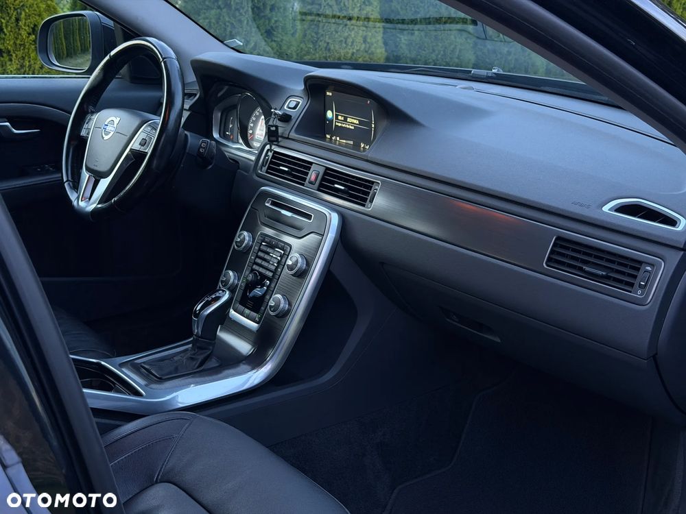 Volvo V70 D4 Geartronic Black Edition - 34