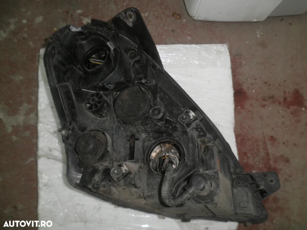 Far stanga Iveco Daily 2012 5801375414 5801375413 - 3