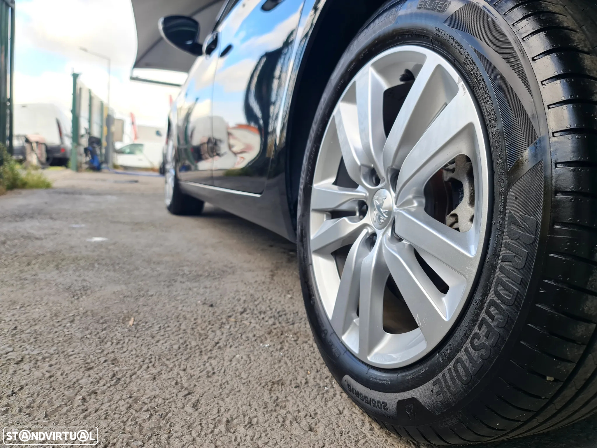 Peugeot 308 1.2 PureTech Active Pack - 29