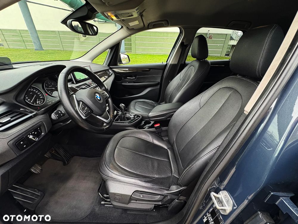 BMW Seria 2 218d Luxury Line - 13