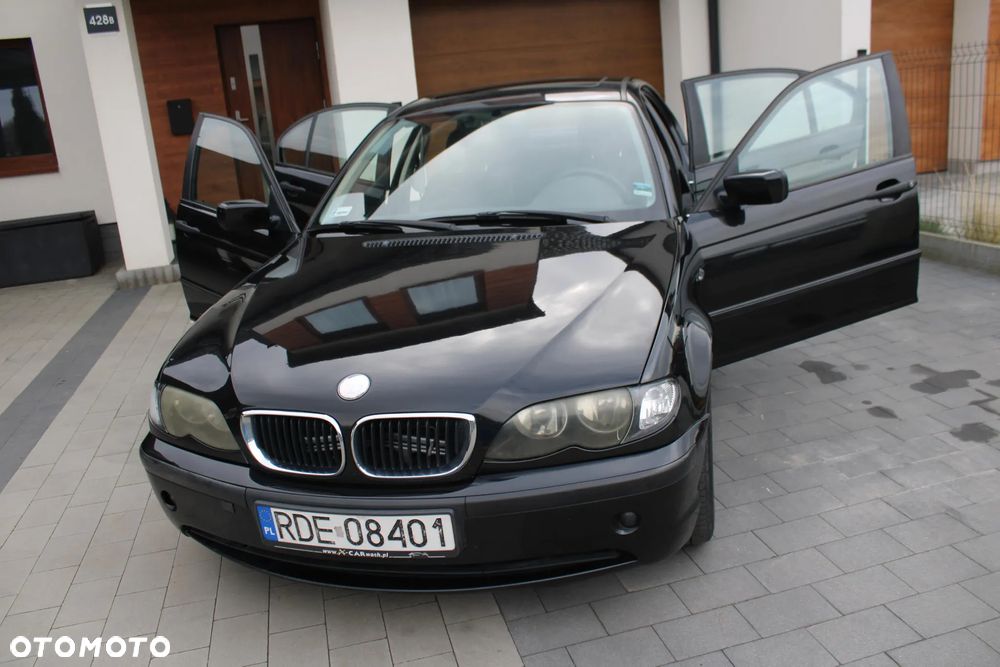 BMW Seria 3 318d - 16