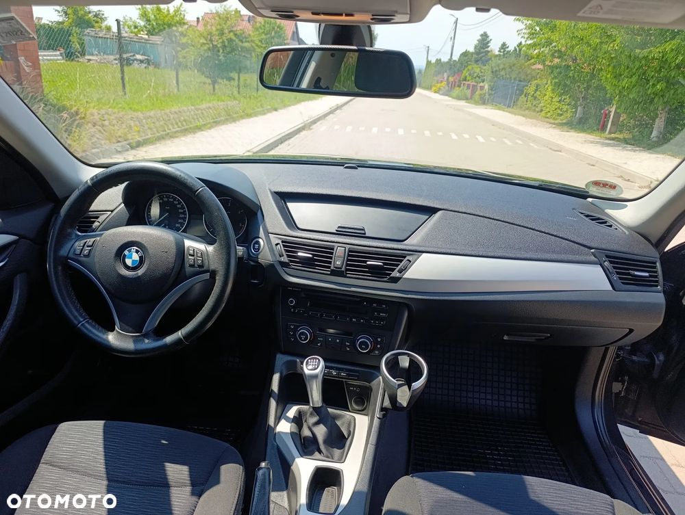 BMW X1 xDrive20d - 23