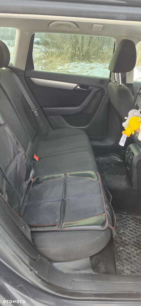 Volkswagen Passat 2.0 TDI BlueMotion Technology Trendline - 17
