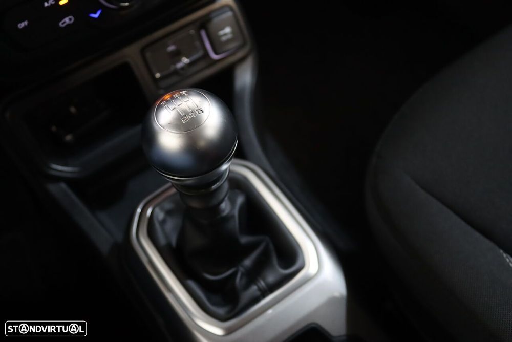 Jeep Renegade 1.0 T Limited - 37
