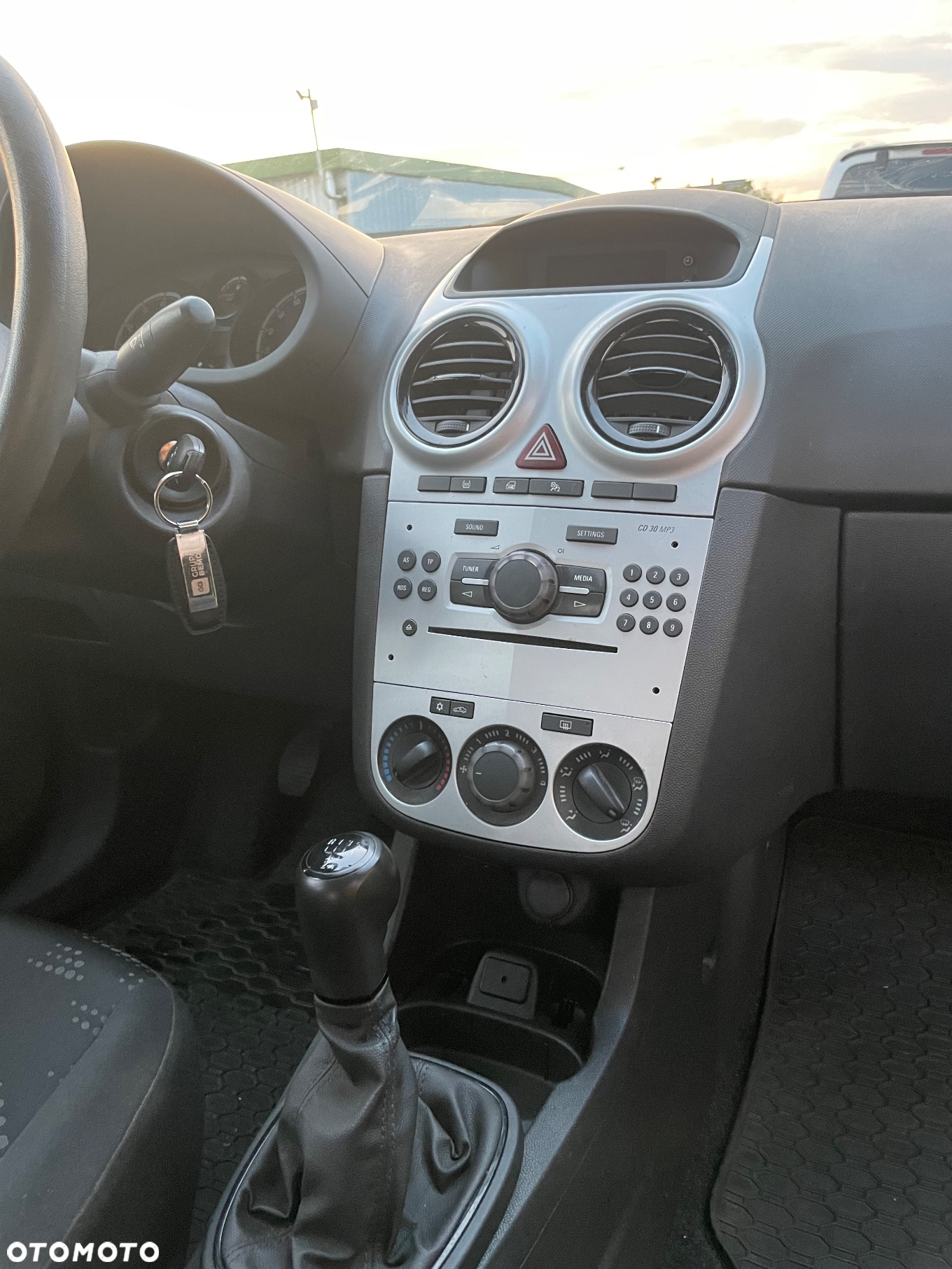 Opel Corsa - 13