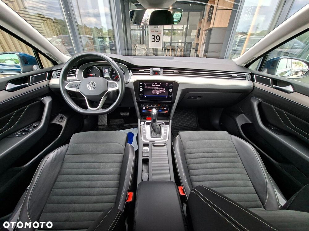 Volkswagen Passat - 9