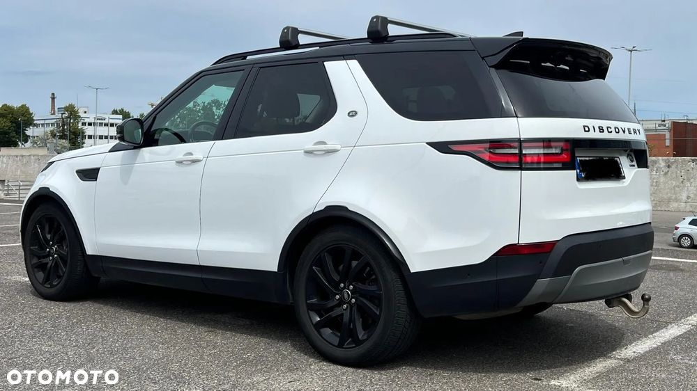 Land Rover Discovery V 3.0 SDV6 HSE - 4