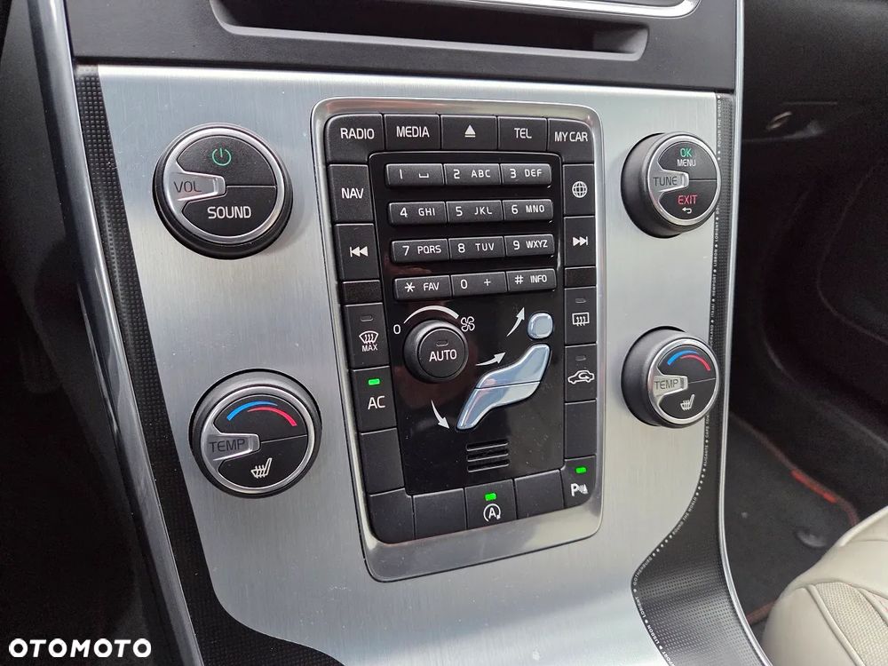 Volvo V60 D4 AWD Drive-E Ocean Race - 10