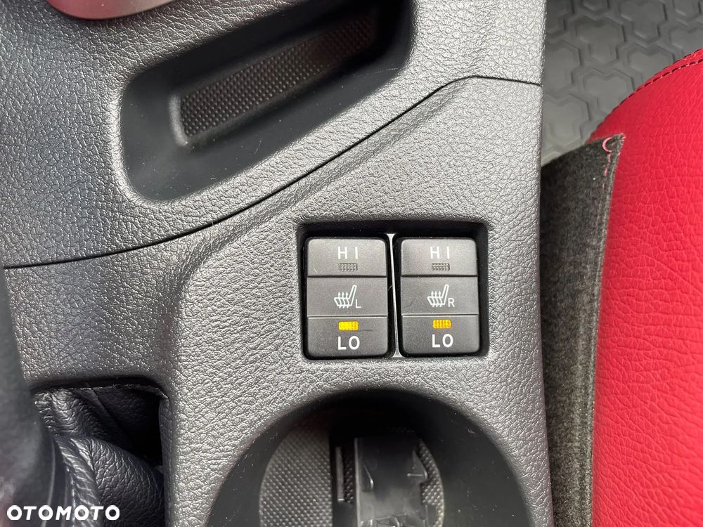 Toyota Auris - 15