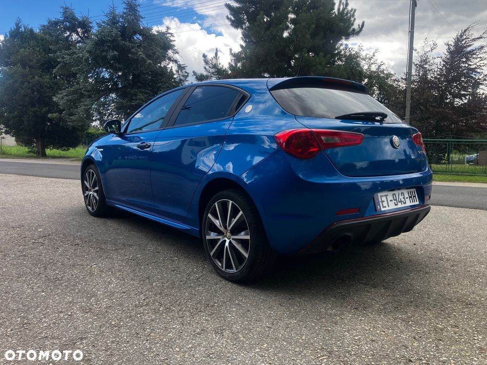 Alfa Romeo Giulietta - 5