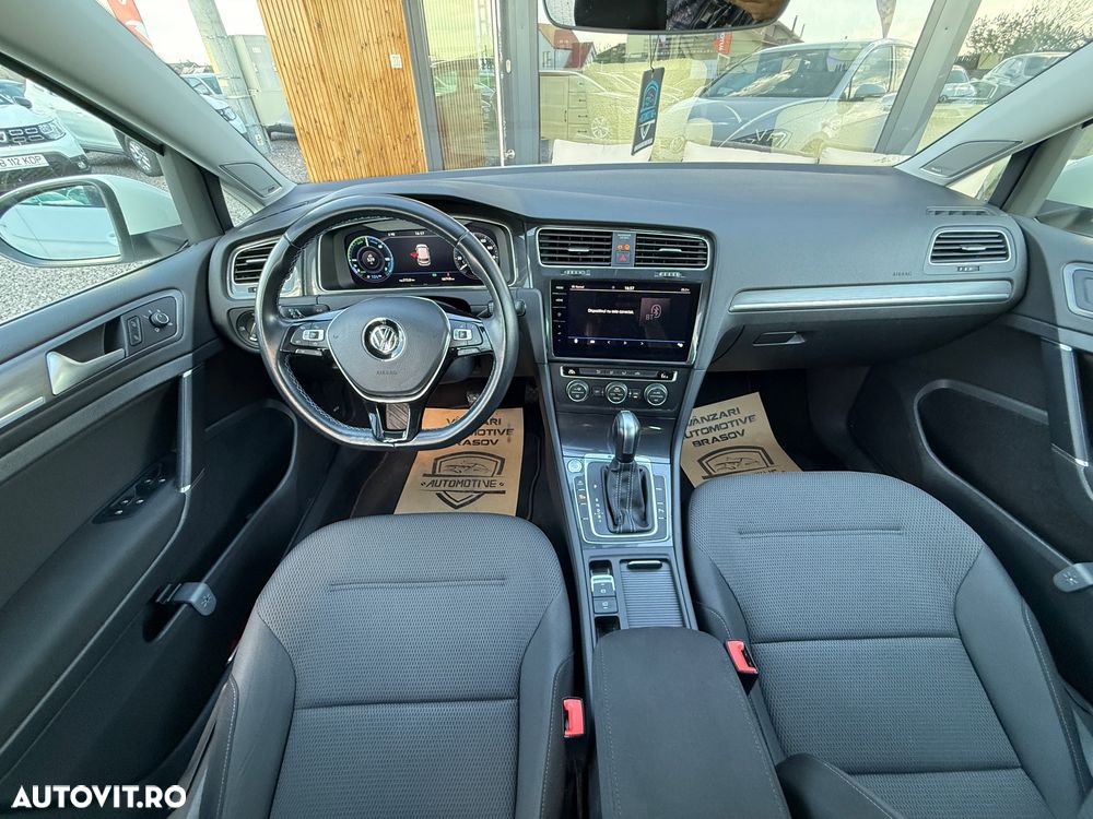 Volkswagen e-Golf - 7