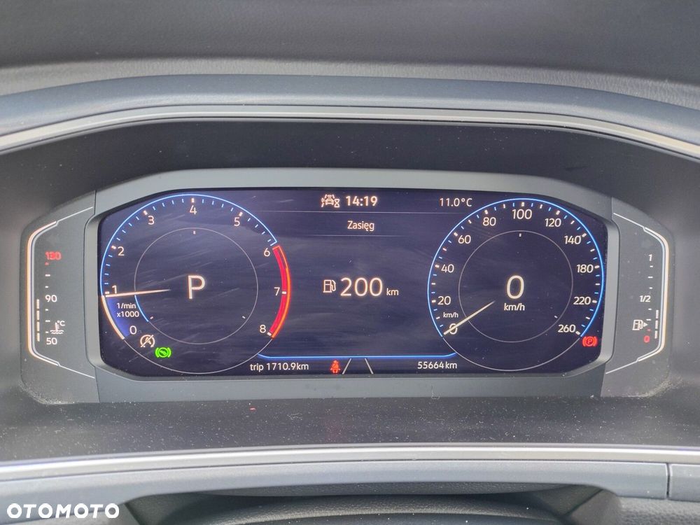 Volkswagen T-Roc - 35