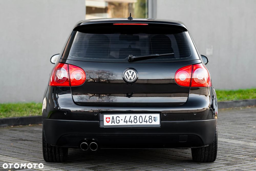 Volkswagen Golf 2.0 GTI - 11