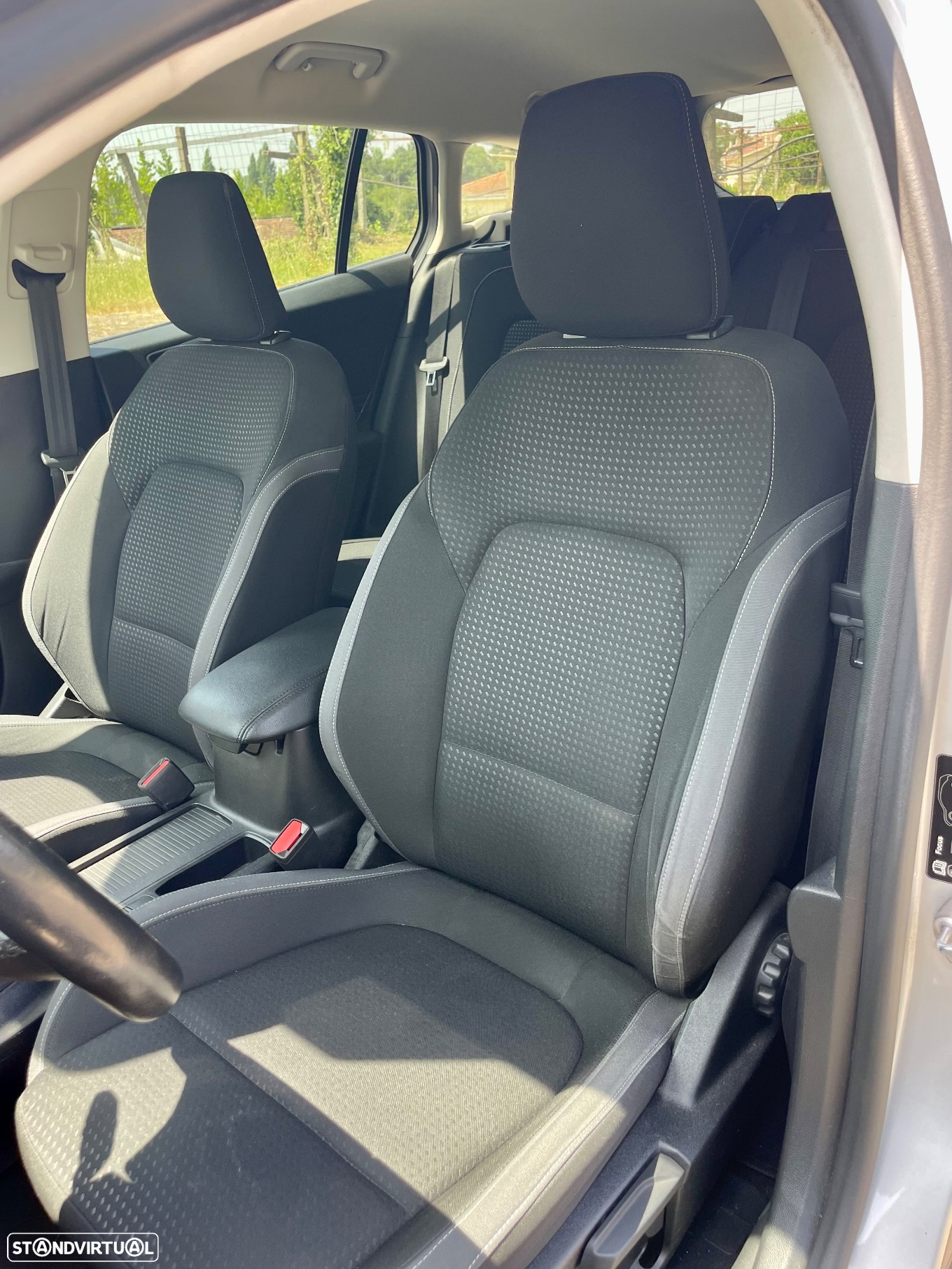Ford Focus SW 1.5 TDCi EcoBlue Active - 12