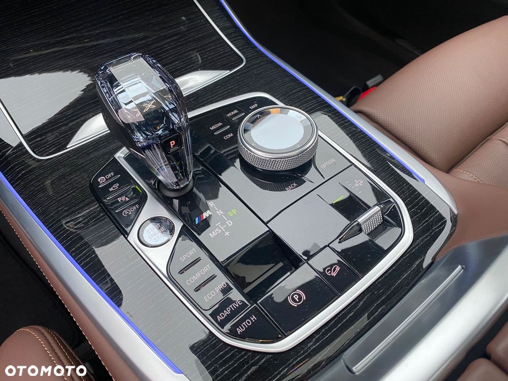 BMW X7 - 35