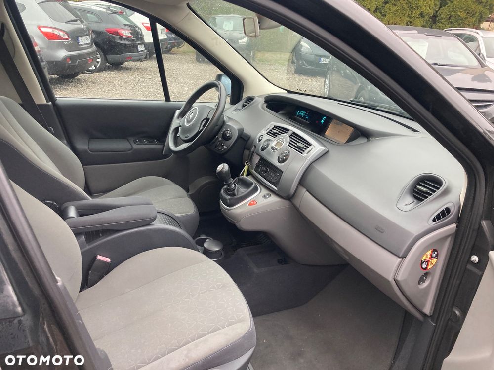 Renault Scenic 1.6 16V 110 Authentique - 10