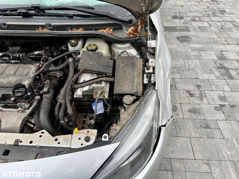 Opel Astra 1.4 Turbo Active - 30