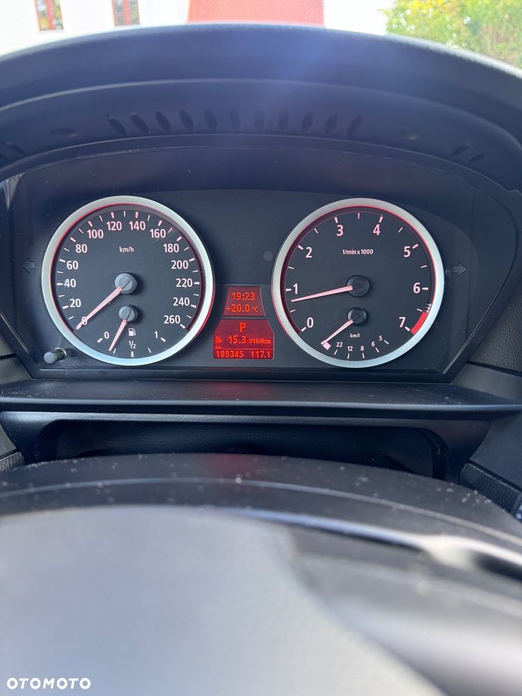 BMW Seria 5 - 14