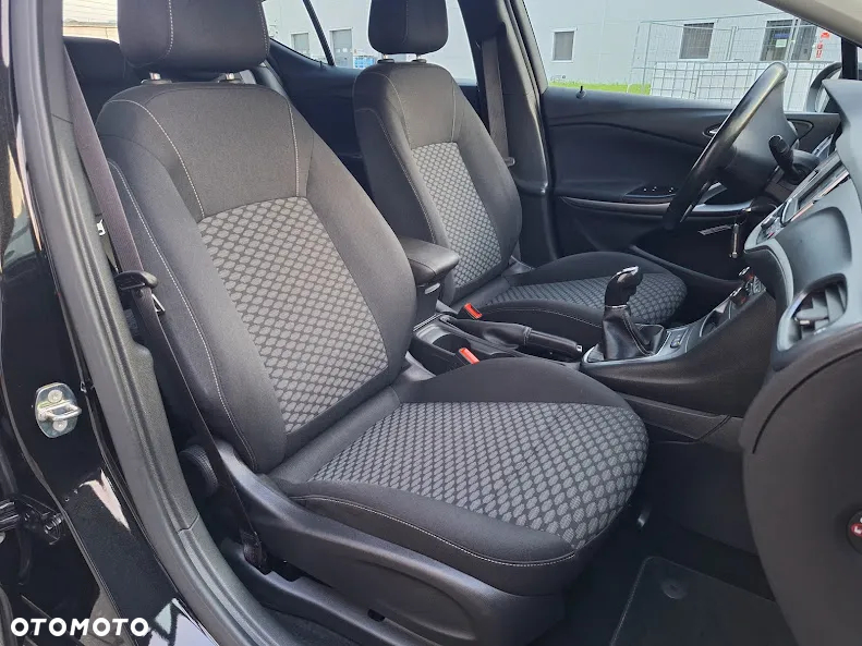 Opel Astra 1.4 Turbo Dynamic - 9
