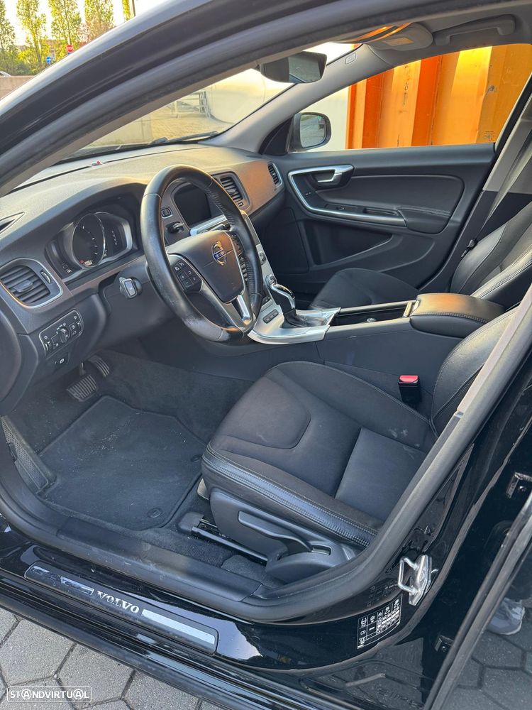 Volvo V60 - 15