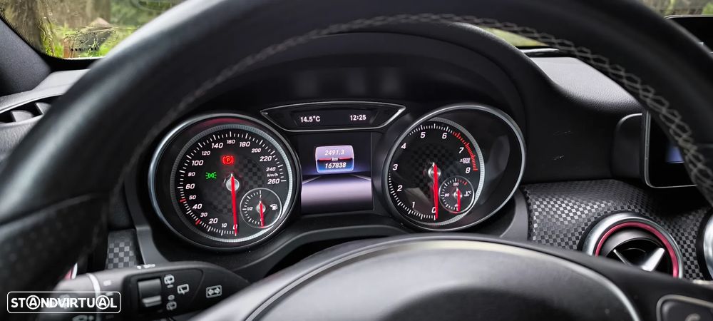 Mercedes-Benz A 180 (BlueEFFICIENCY) - 10