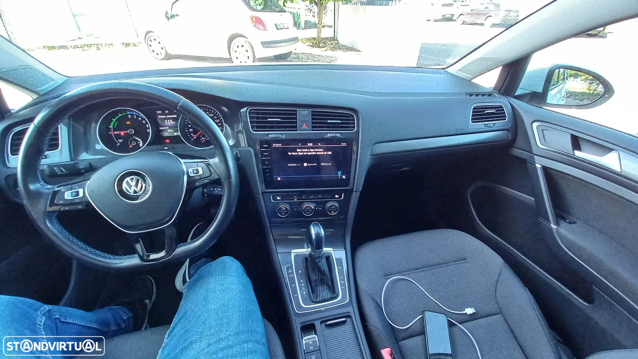 VW e-Golf AC/DC - 10