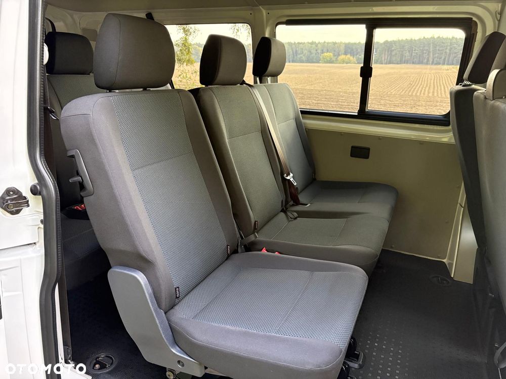 Volkswagen Transporter - 19