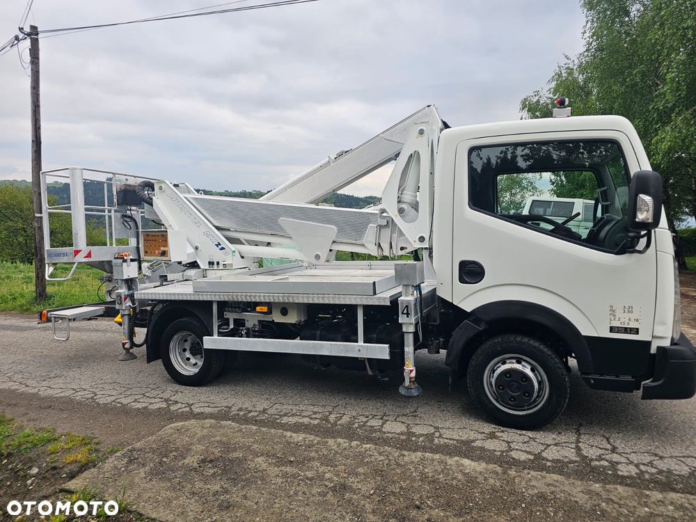 Nissan CABSTAR-MULTITEL NT400 - 5