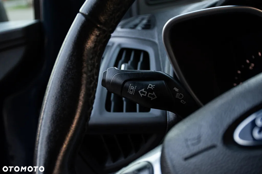 Ford Transit Connect - 28