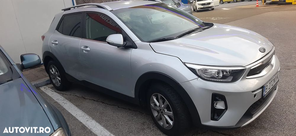 Kia Stonic 1.2 GSL Urban - 4